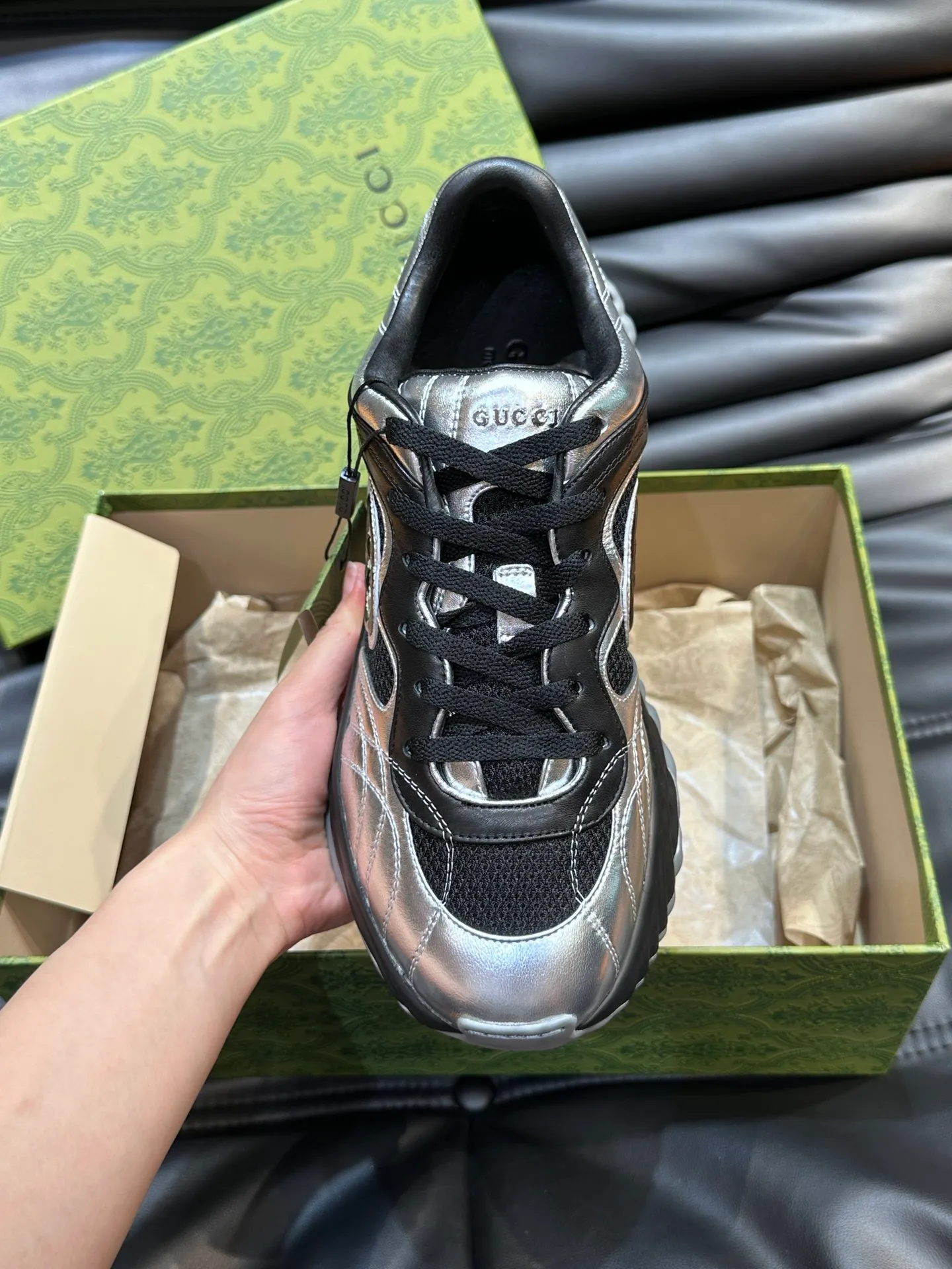 Men's Men's Shoes💰p760 "Gucc*" Ri Men's Men's Shoes💰p Men's Men's Shoes💰ple Series 2024ss👫Couple Style Casual Sports Shoes, buy the original and accurately reproduce it! Restore the quality of details, Gucci Ri men's shoes 💰p men's shoes 💰ple series sports shoes are made with innovative stitching technology to create a flowing texture like water. The leather design is paired with three-dimensional interlocking Double G leather patches and Gucci letter metal accessories, creating a free flowing texture of the entire shoe with a 3D effect. A classic and versatile piece that feels super comfortable on your feet! Female 35-40 Male 38-45